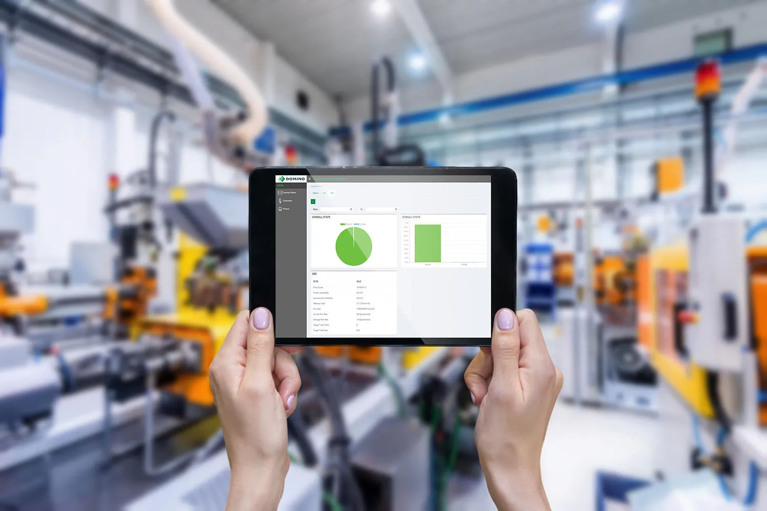 Industry4-0-factory-cloudtablet-HR2