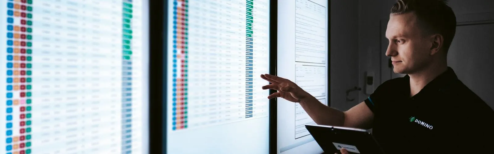 SE-domino-cloud-1600x500px-min